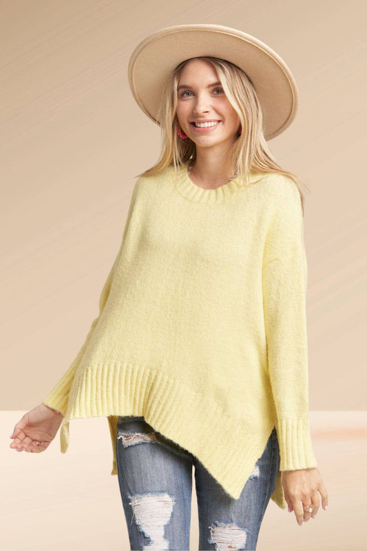 SIDE SLIT SWEATER TOP