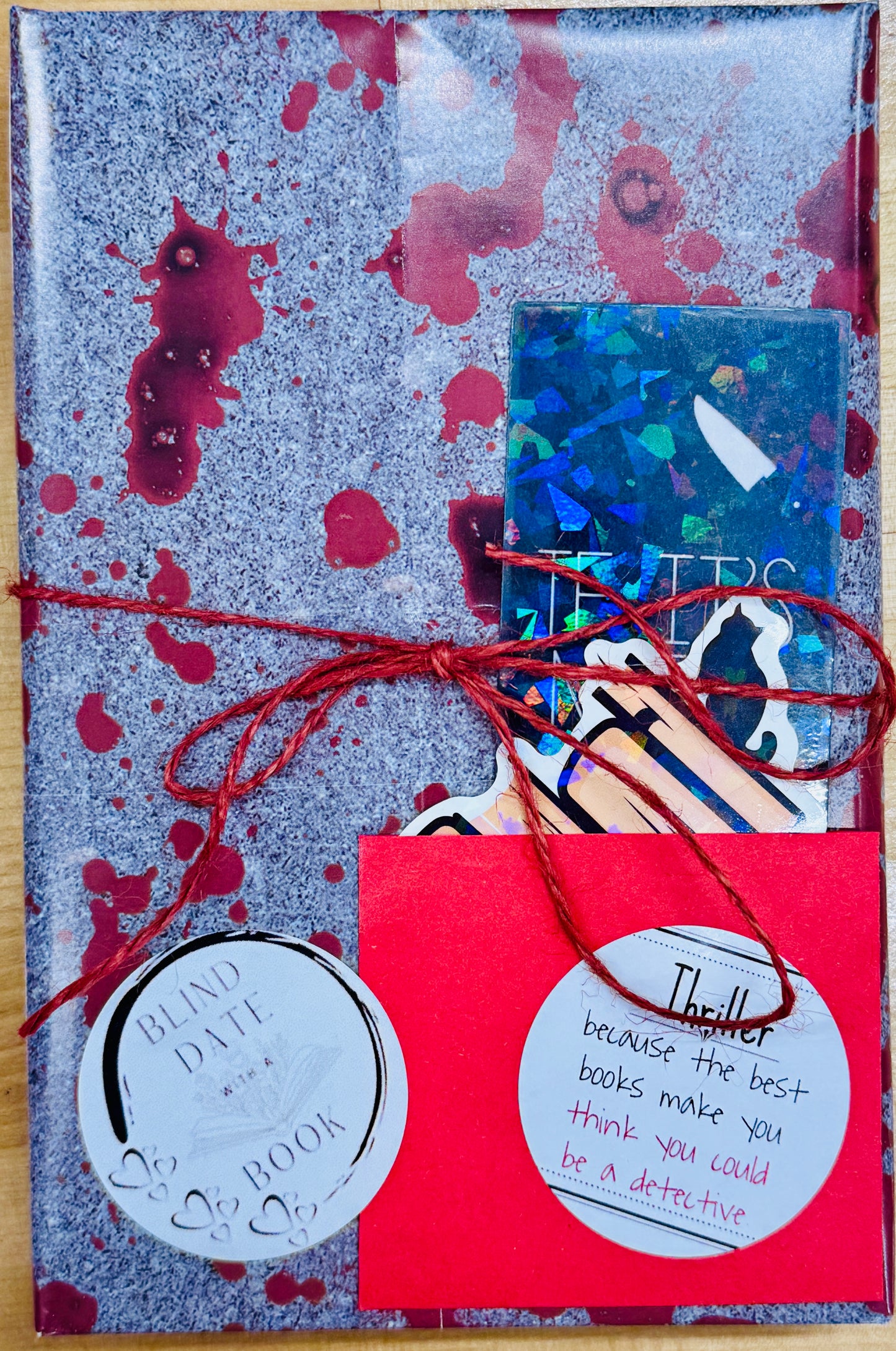 Blind Date with a Book, Thriller