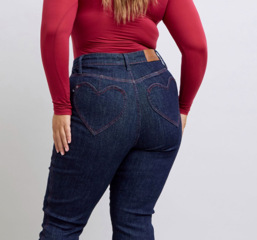 JUDY BLUE - Heart Shaped Back Pocket Skinny Jeans