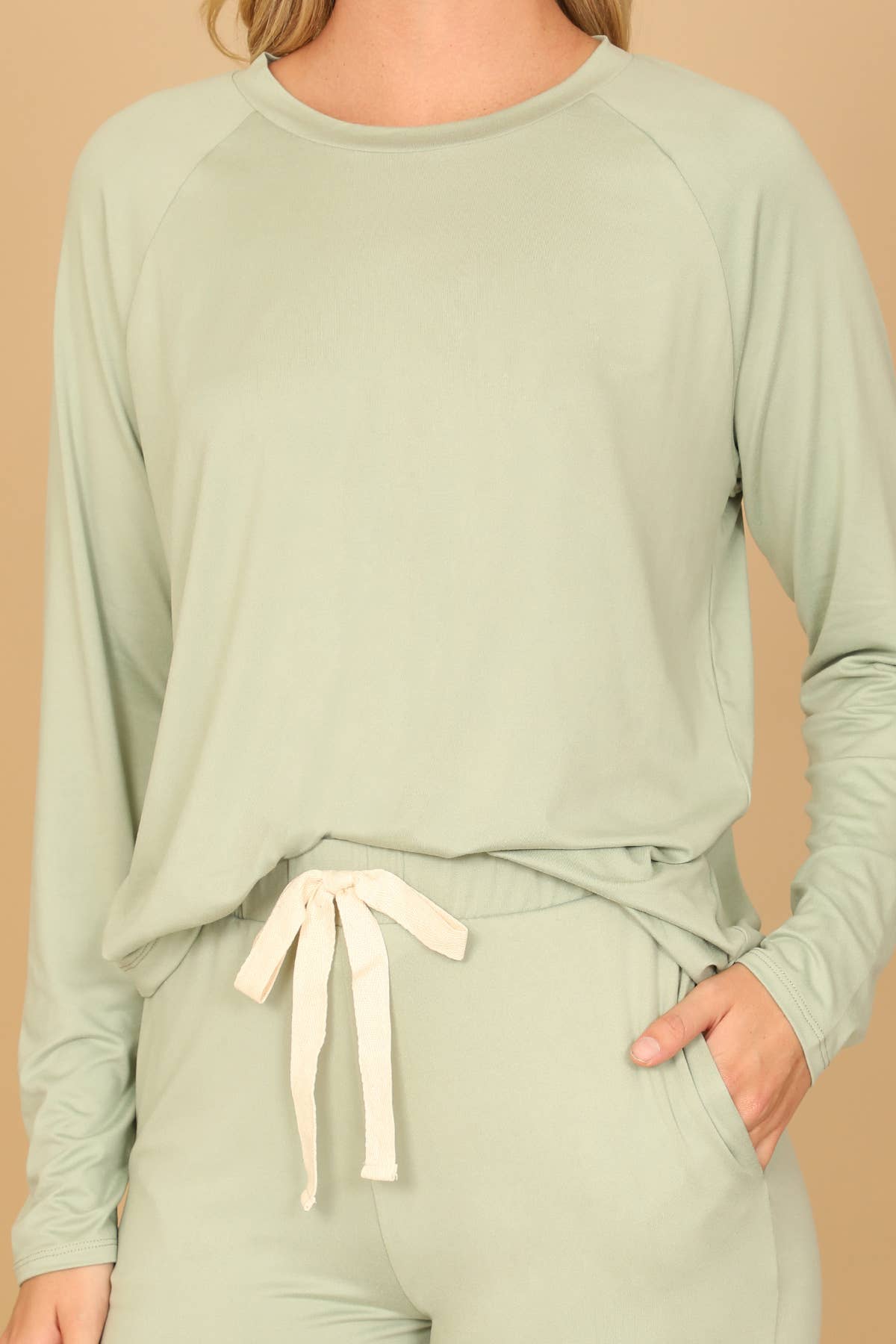SOLID LONG SLEEVE TOP AND JOGGERS SET