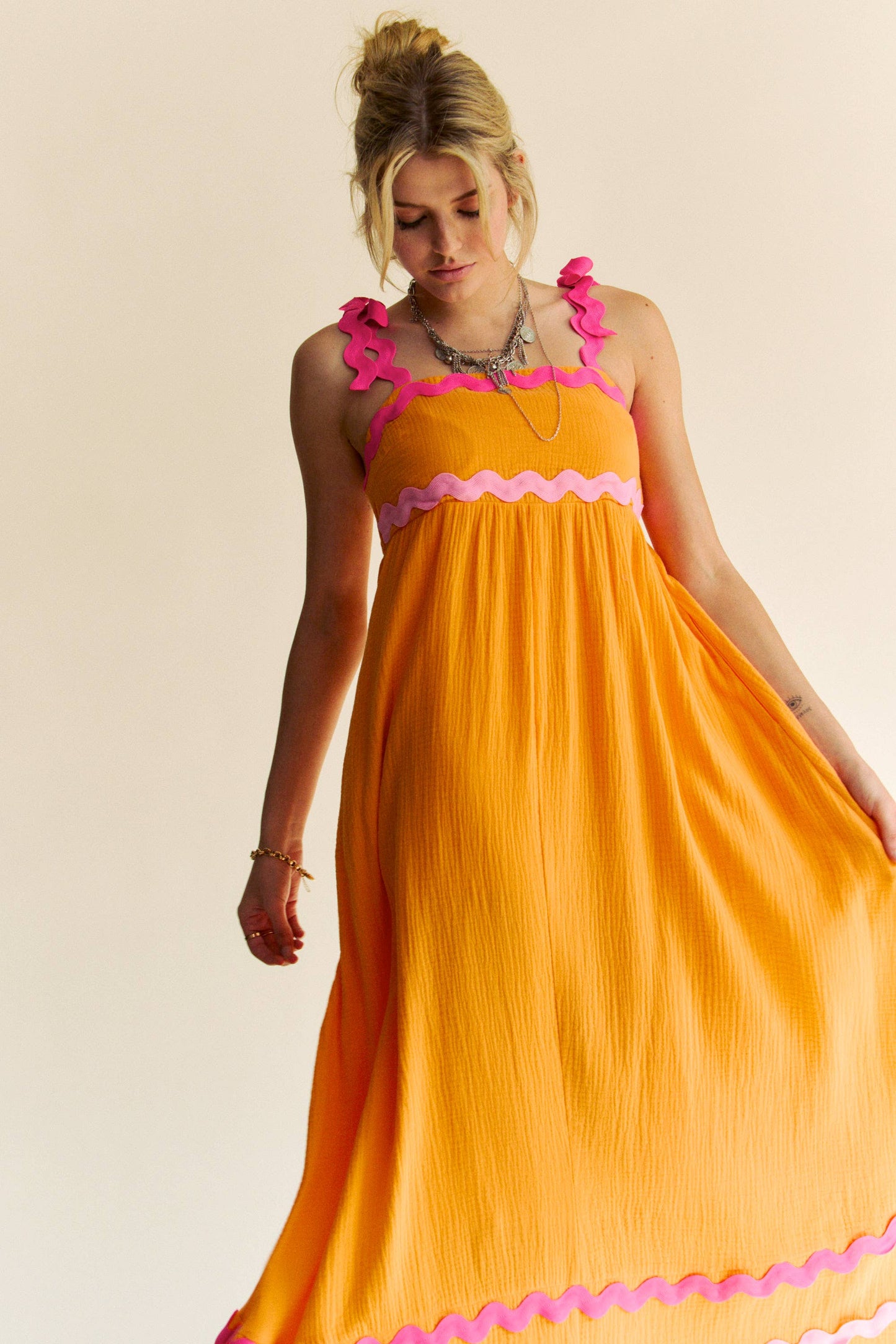 DOUBLE GAUZE TIE WAVY TRIM DETAIL MAXI DRESS