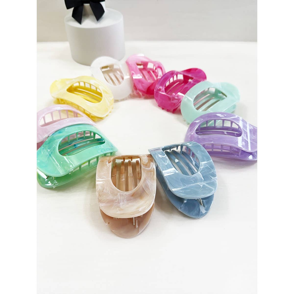 Marbled Flat Hair Claw Clips