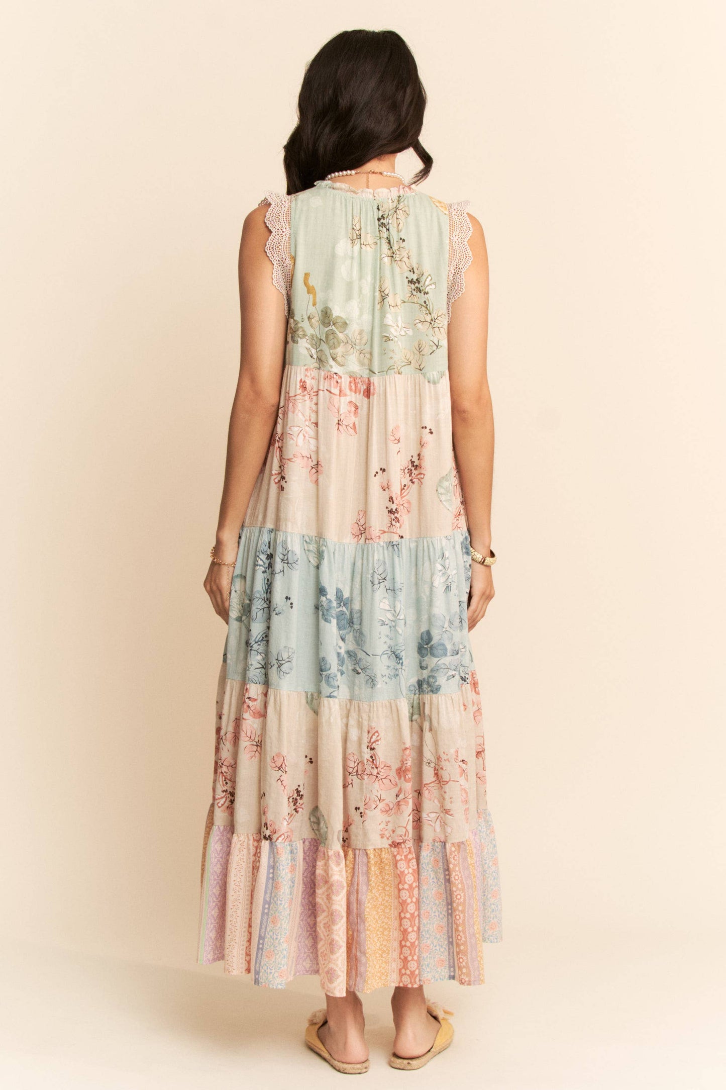 PLUS FLORAL MIXED BLOCK EDGE DETAIL MAXI DRESS