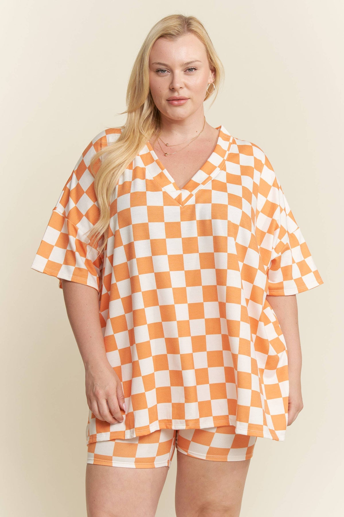 PLUS SIZE SHORT SLV V-NECK / SHORTS CHECKERBOARD SET