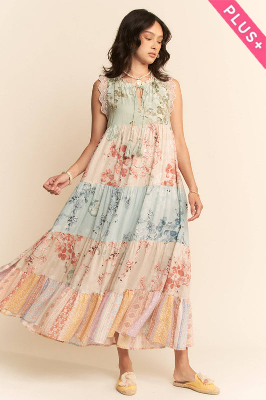 PLUS FLORAL MIXED BLOCK EDGE DETAIL MAXI DRESS