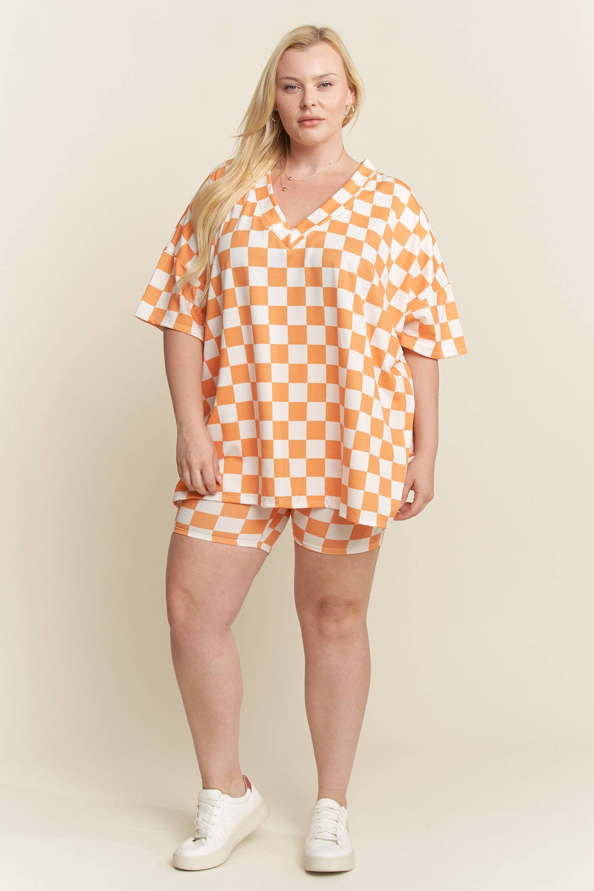 PLUS SIZE SHORT SLV V-NECK / SHORTS CHECKERBOARD SET