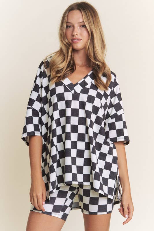 PLUS SIZE SHORT SLV V-NECK / SHORTS CHECKERBOARD SET