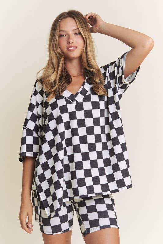 PLUS SIZE SHORT SLV V-NECK / SHORTS CHECKERBOARD SET