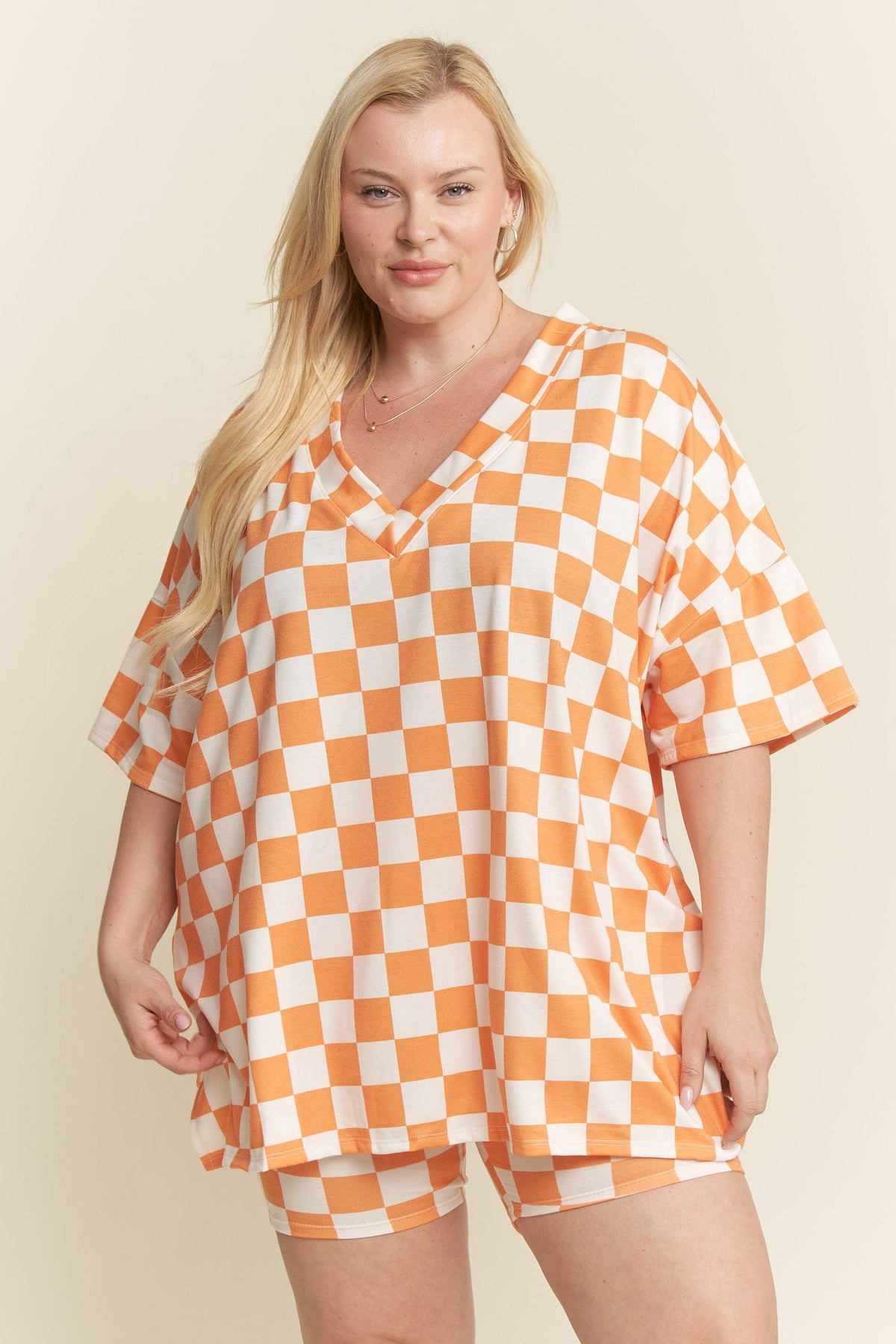 PLUS SIZE SHORT SLV V-NECK / SHORTS CHECKERBOARD SET
