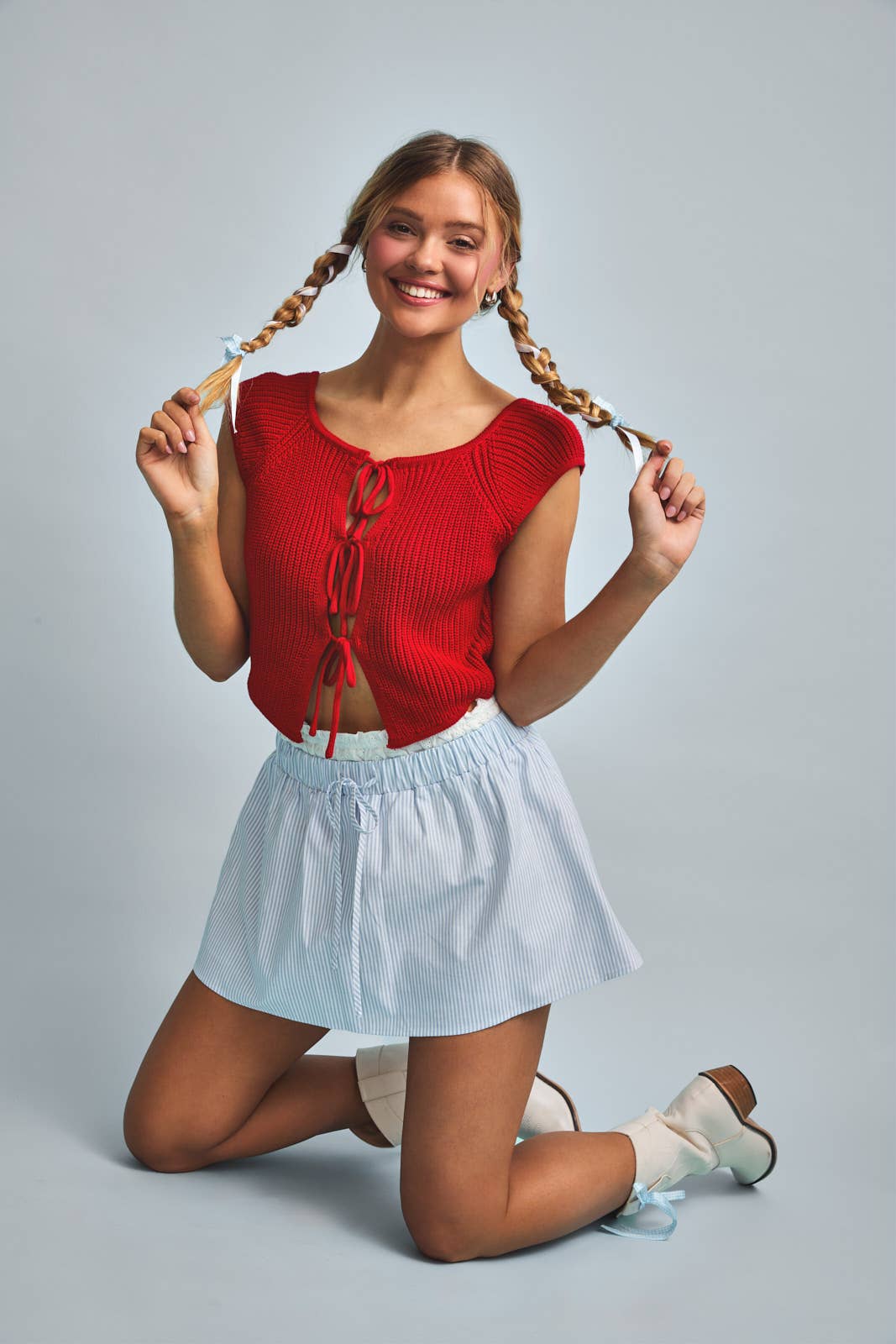 FRONT TIE SLEEVELESS SWEATER CARDIGAN