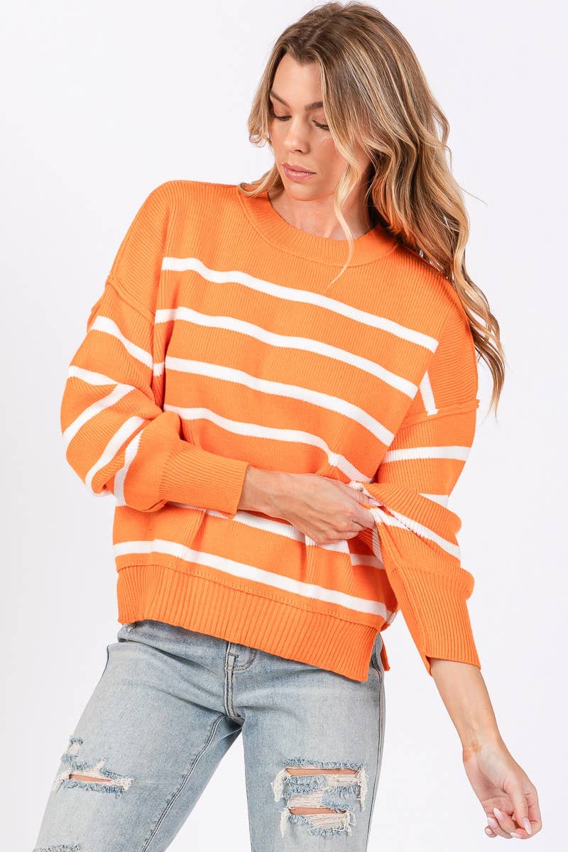STRIPED ROUND NECK PULLOVER SWEATER