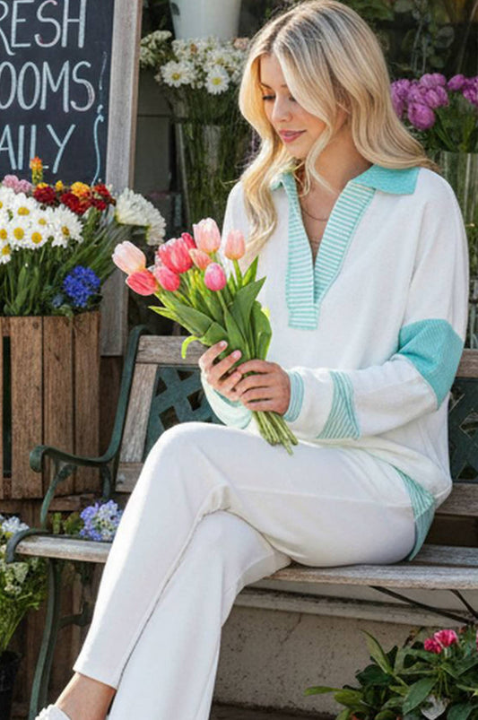 SOLID LOOSE FIT TOP WITH STRIPE CONTRAST