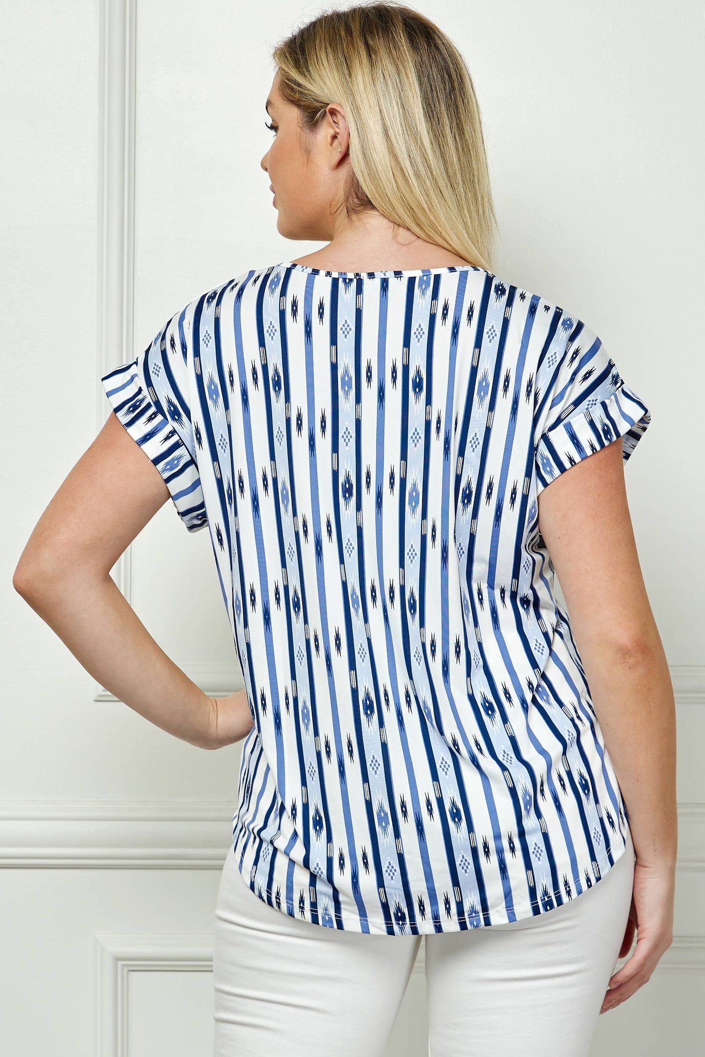 PLUS SIZE SHORT SLEEVE DOLMAN