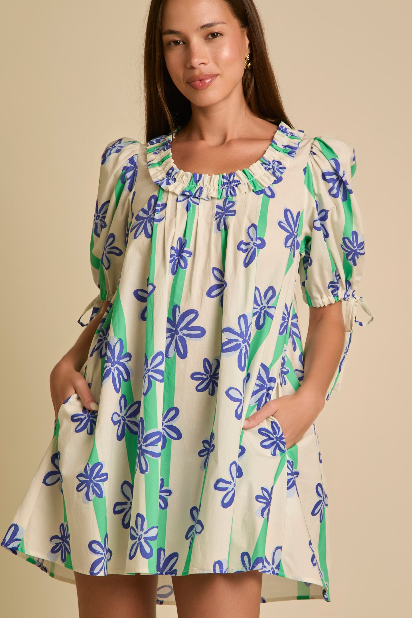 Mini Dress with Flower Print and Shorts Puffed Sleeves