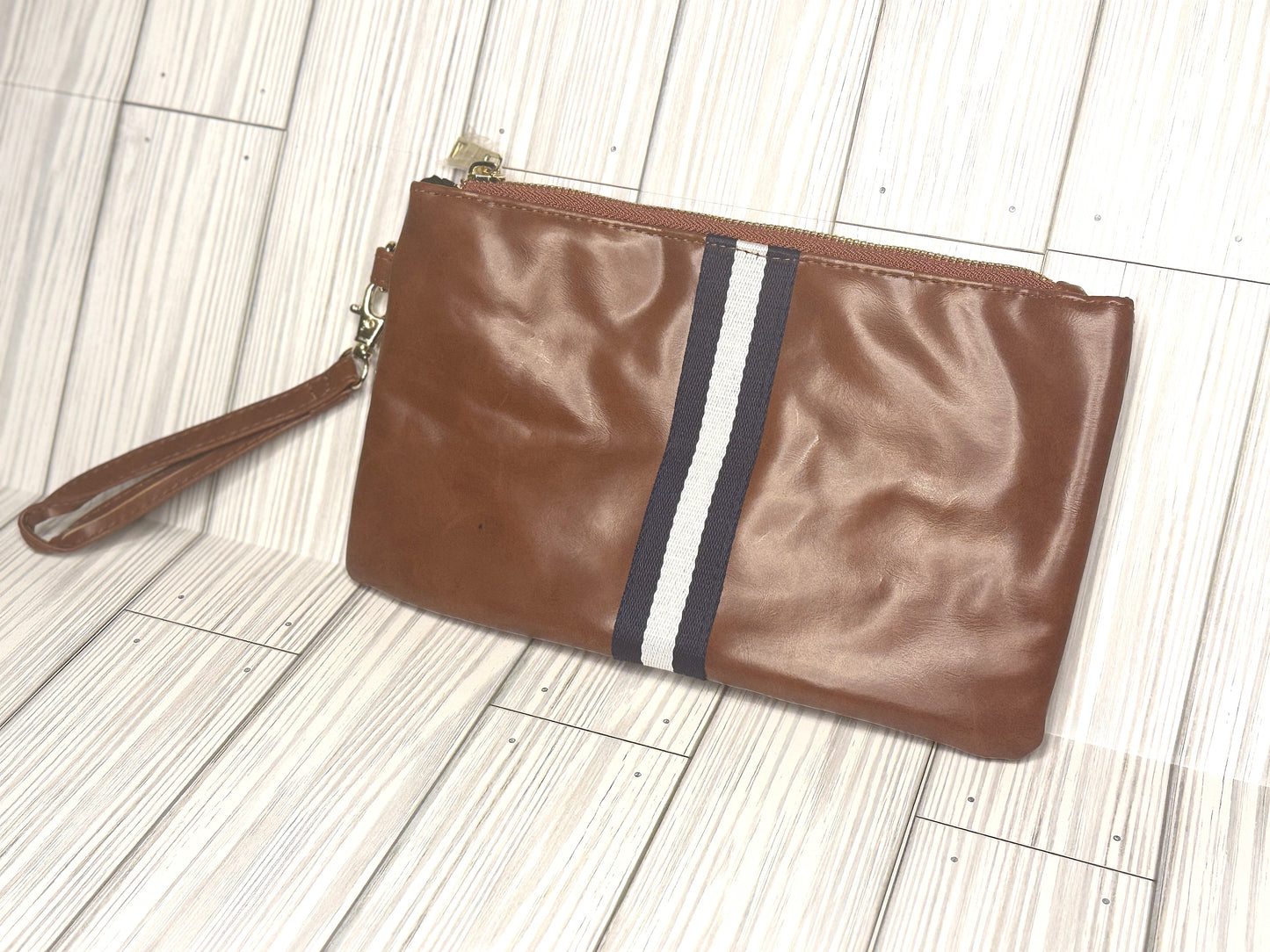 Preppy Stripe Zipper Clutch Purse