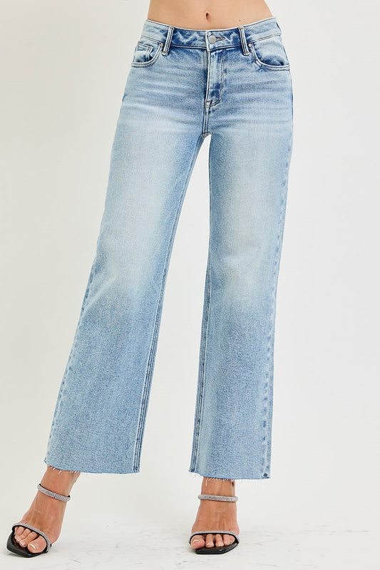 RISEN MID RISE CROP STRAIGHT CUT HEM JEANS