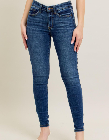 Judy Blue Mid Rise Skinny Jeans