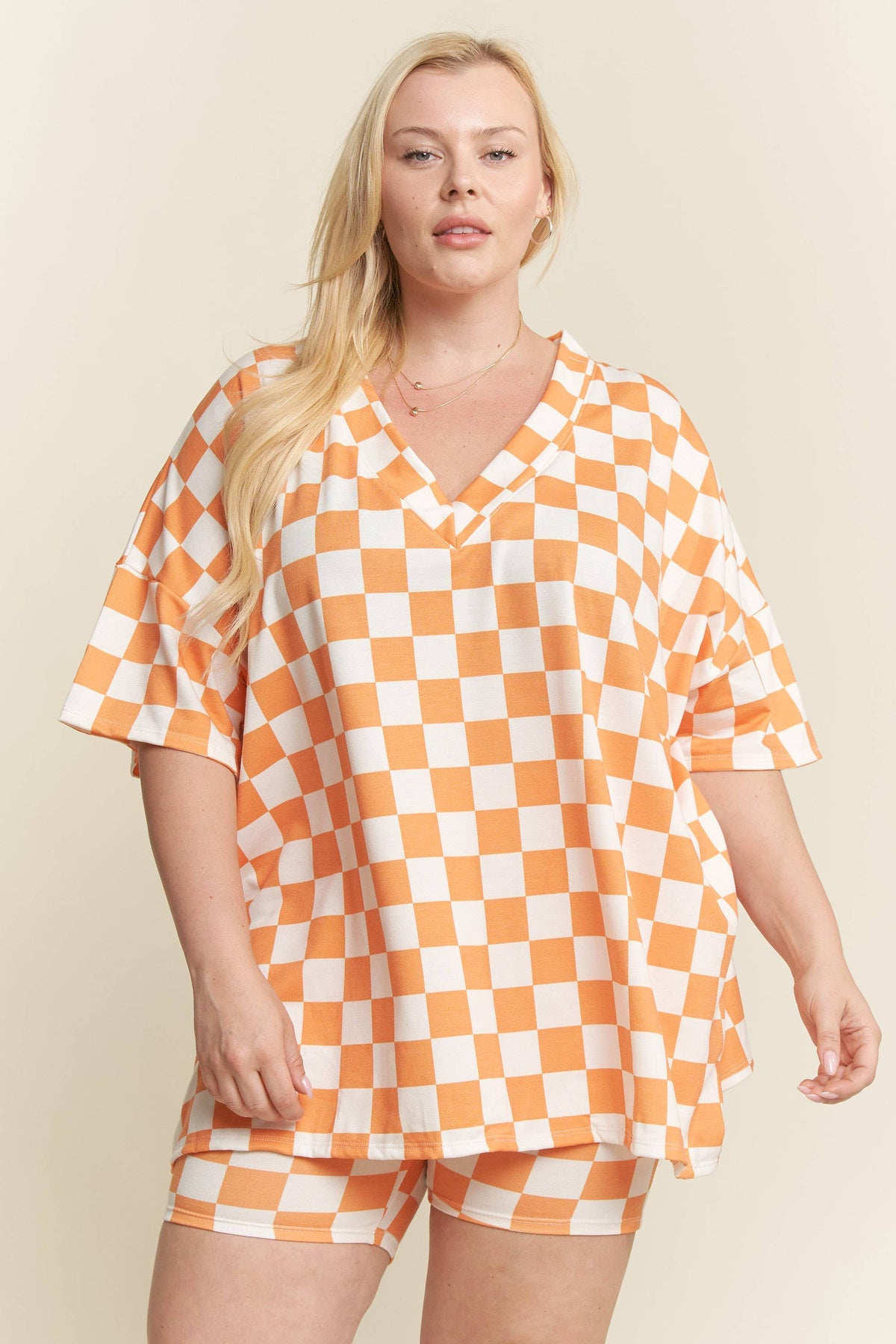 PLUS SIZE SHORT SLV V-NECK / SHORTS CHECKERBOARD SET