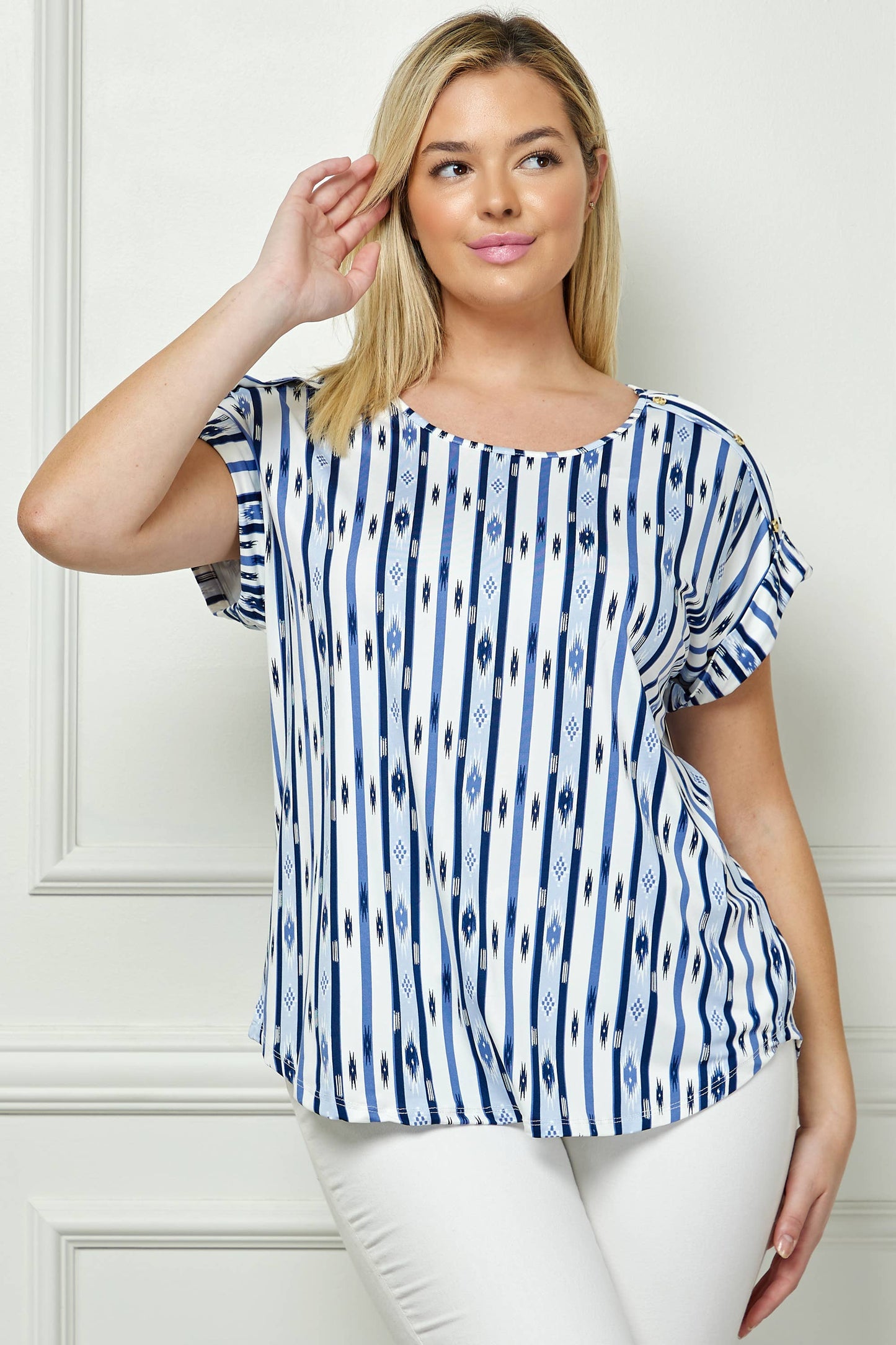 PLUS SIZE SHORT SLEEVE DOLMAN