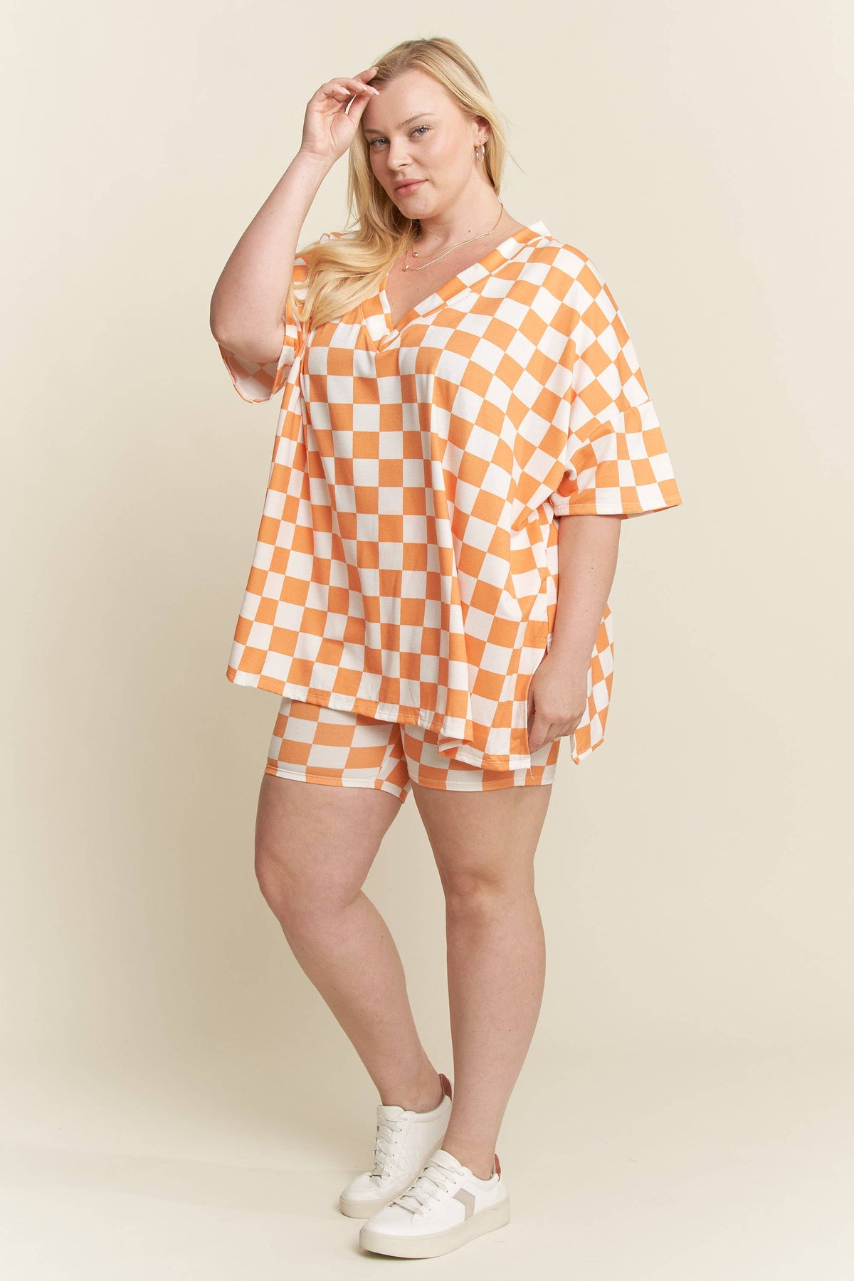 PLUS SIZE SHORT SLV V-NECK / SHORTS CHECKERBOARD SET