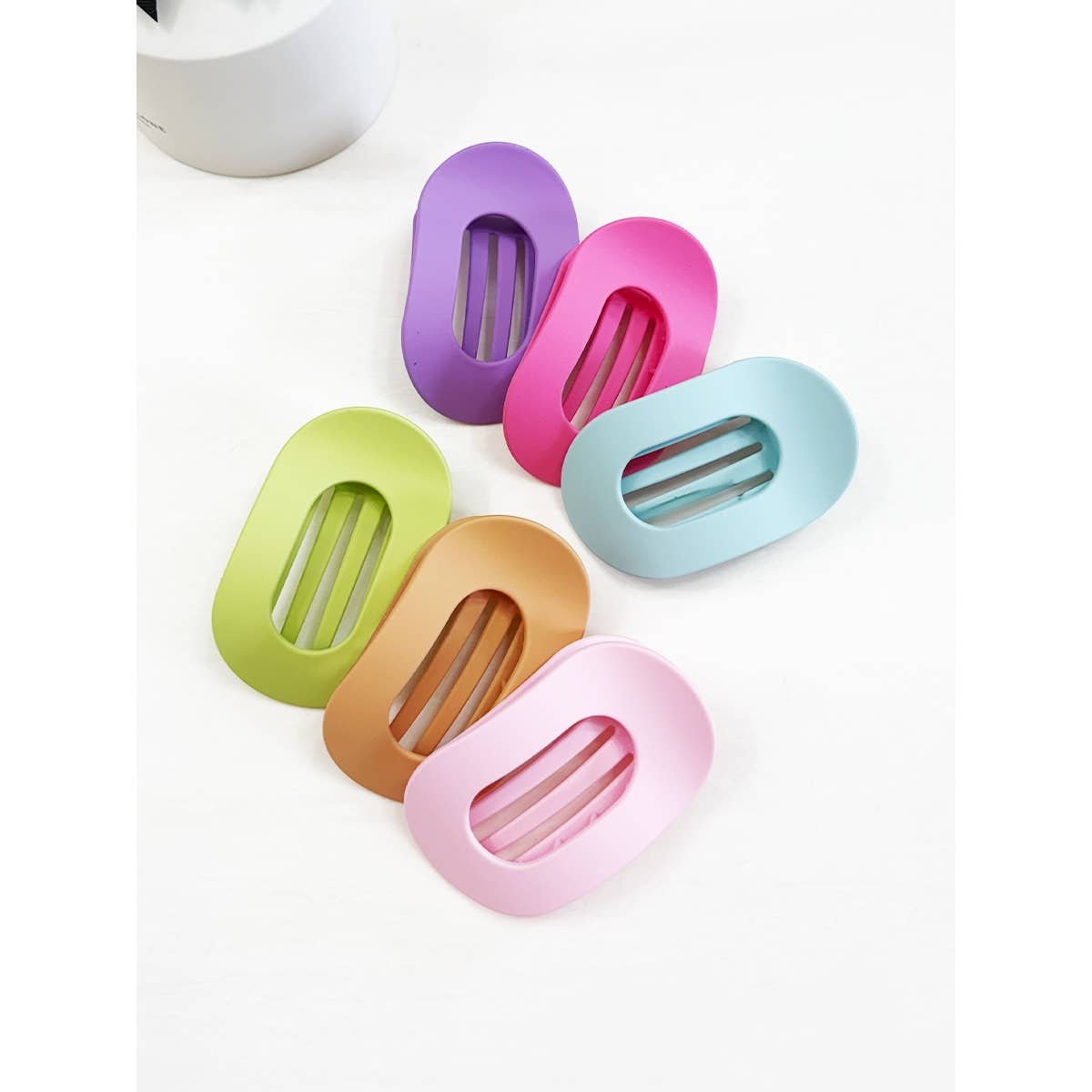Flat Hair Claw Clips