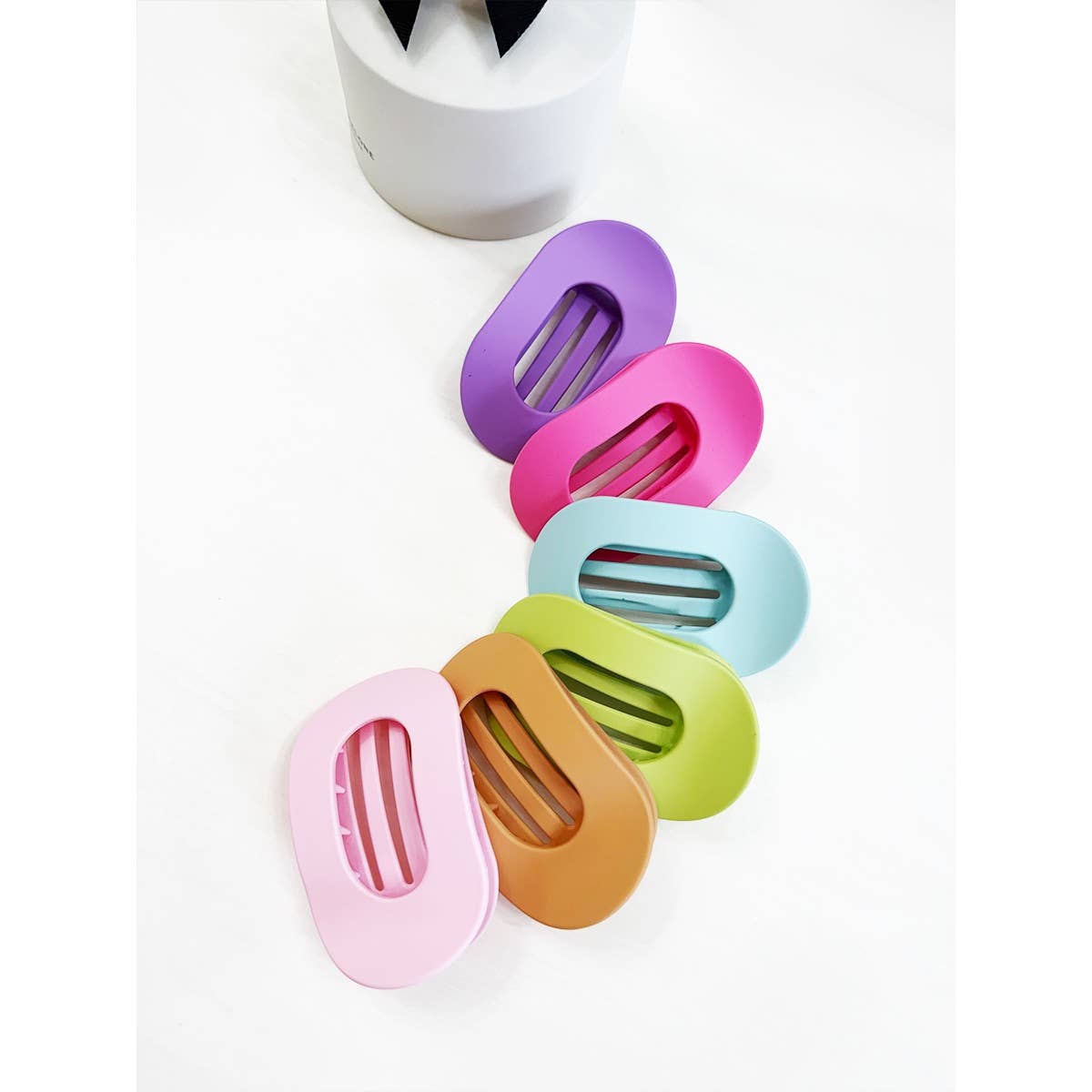 Flat Hair Claw Clips