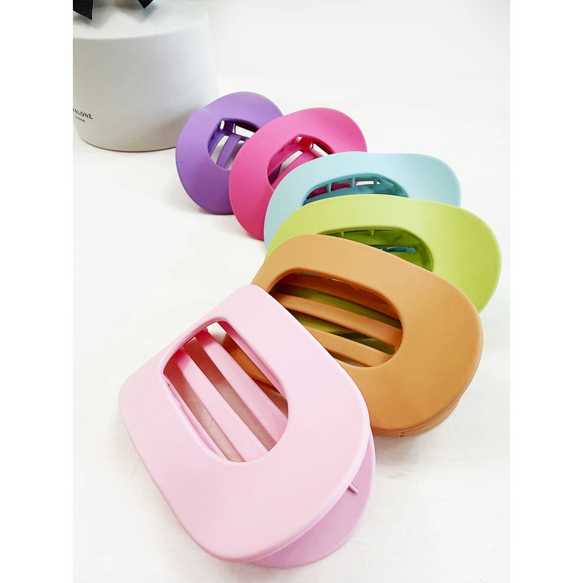 Flat Hair Claw Clips