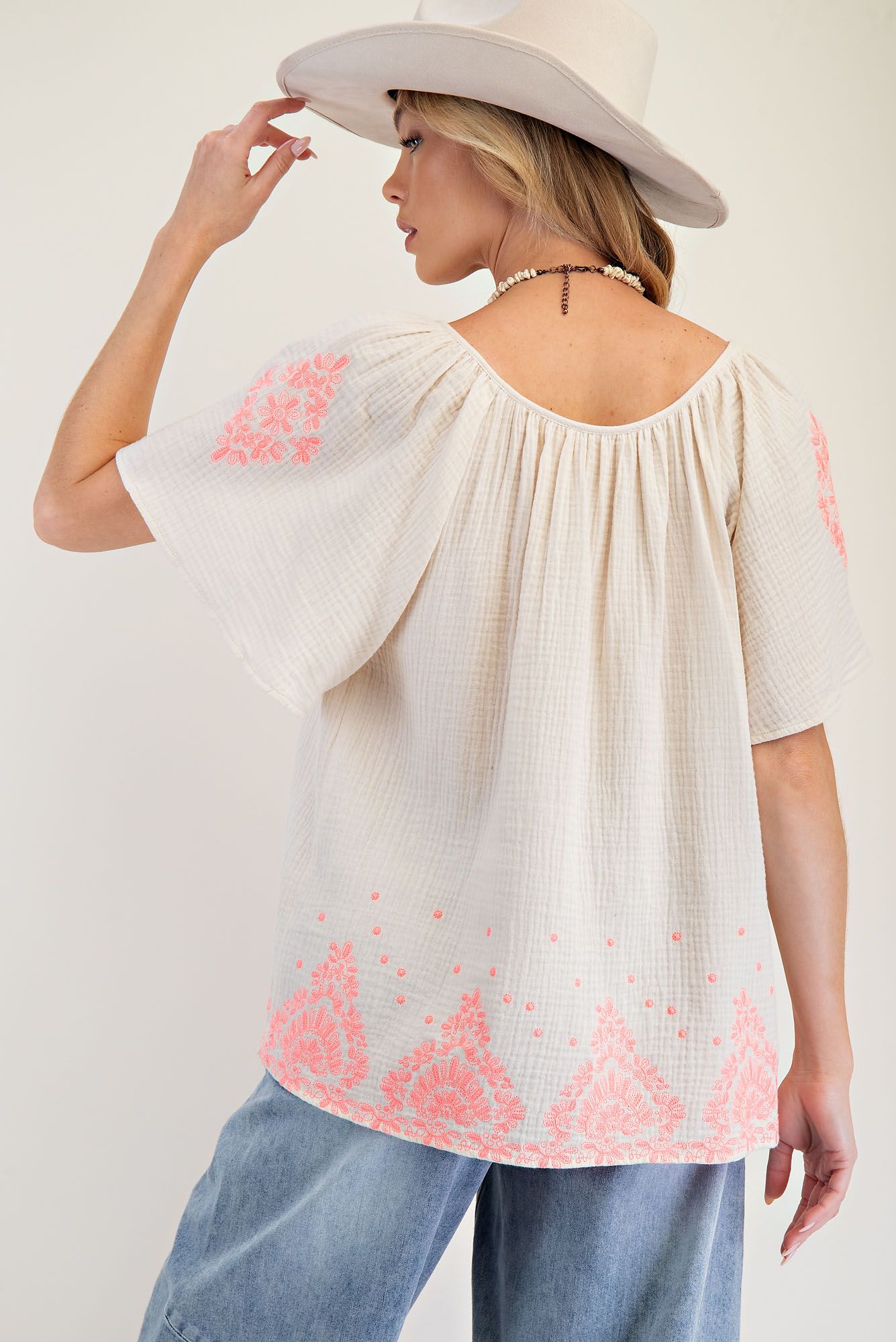 EMBROIDERED DETAILING COTTON GAUZE TOP