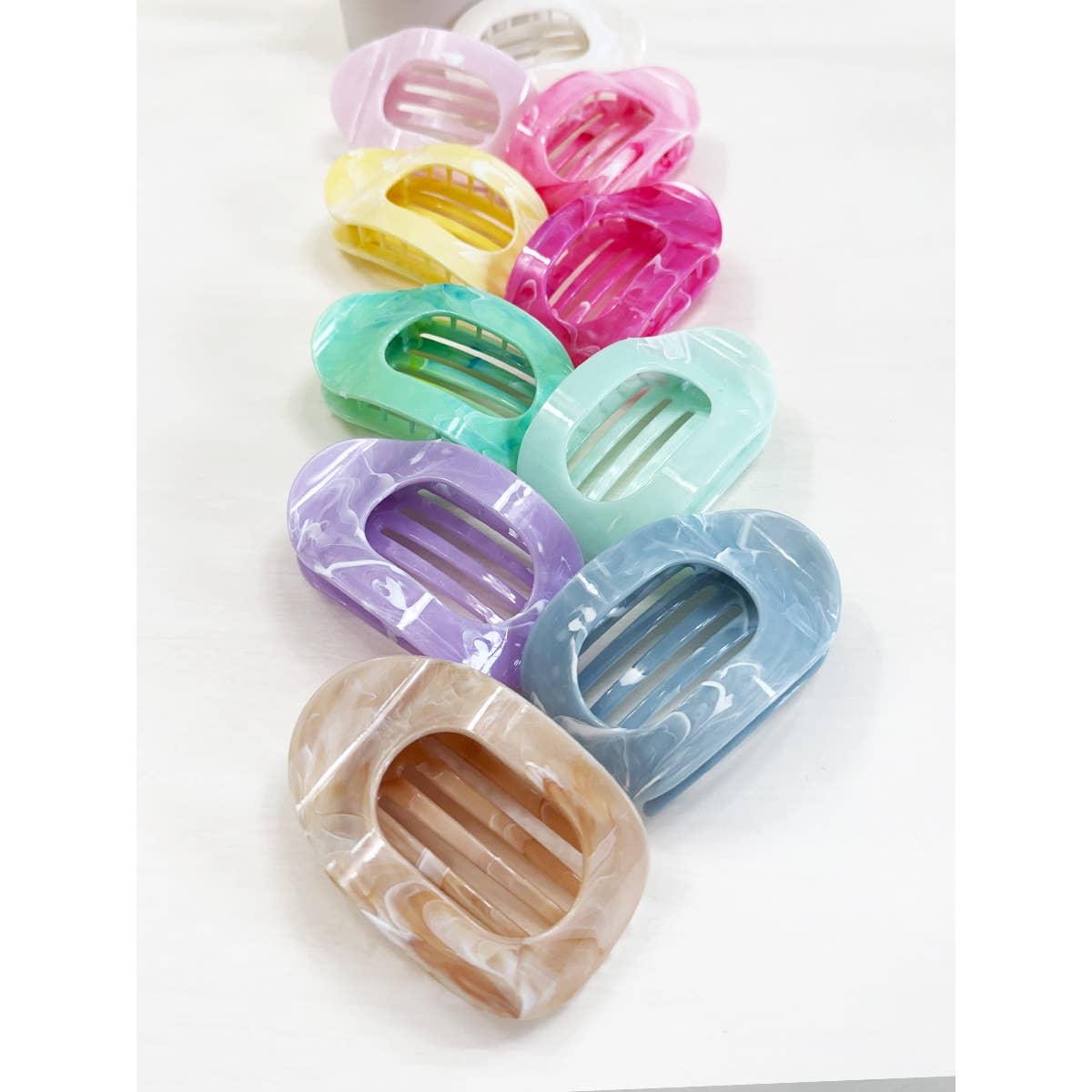 Marbled Flat Hair Claw Clips