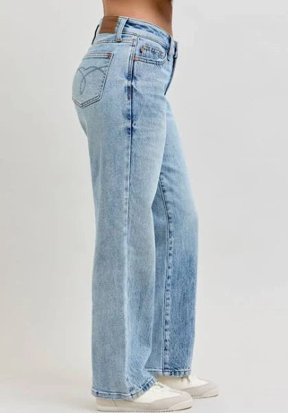 Judy Blue PETITE Straight Light Wash