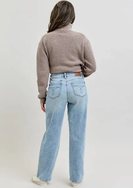 Judy Blue PETITE Straight Light Wash